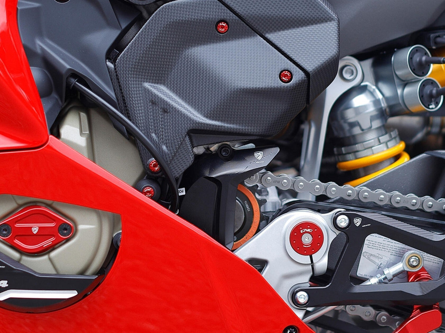 CNC RACING CP178 Ducati Panigale / Streetfighter V4 (2025+) Front Sprocket Cover – Accessories in the Factory Racing Motorcycle Aftermarket Accessories and Parts Online Shop