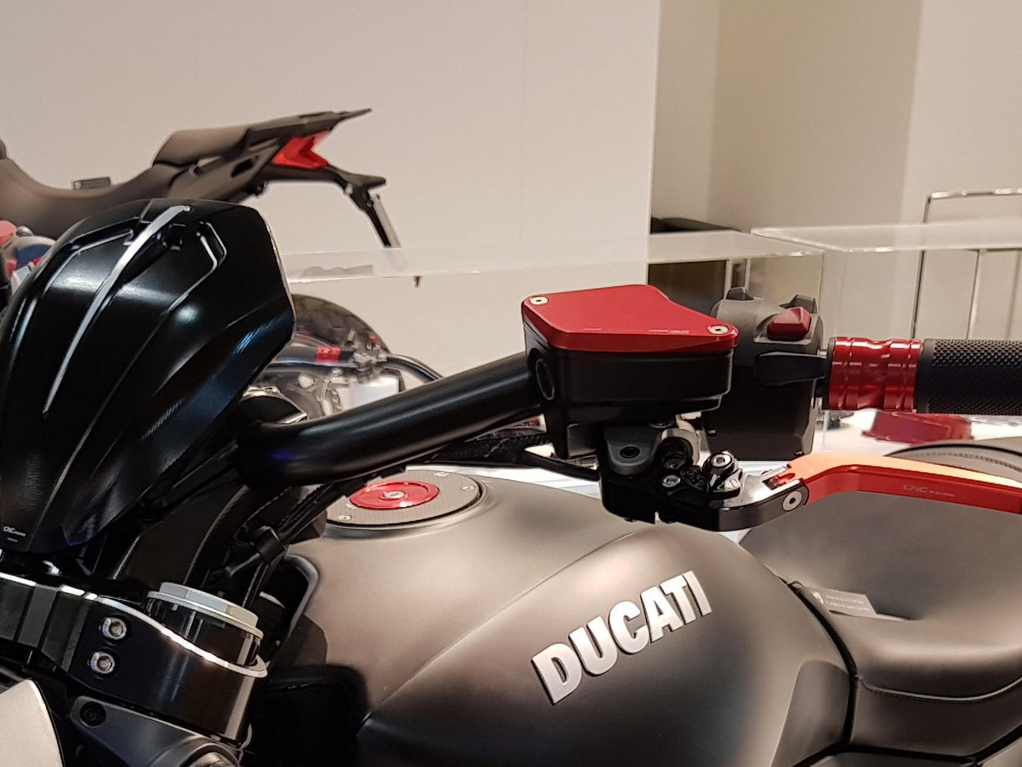 KT550 - CNC RACING Ducati Diavel / XDiavel Front Brake & Clutch Fluid Tank Caps "Touch" – Accessories in the Factory Racing Motorcycle Aftermarket Accessories and Parts Online Shop