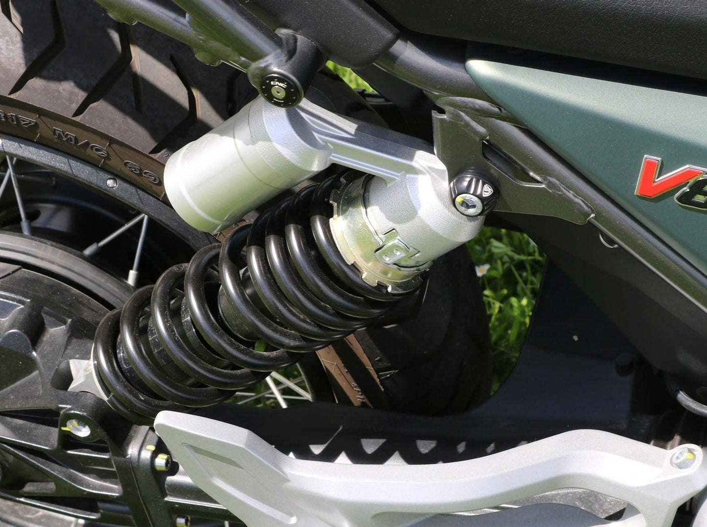 CNC RACING KV901 Moto Guzzi V85 TT (2019+) Rear Shock Absorber Screw Collar – Accessories in the Factory Racing Motorcycle Aftermarket Accessories and Parts Online Shop