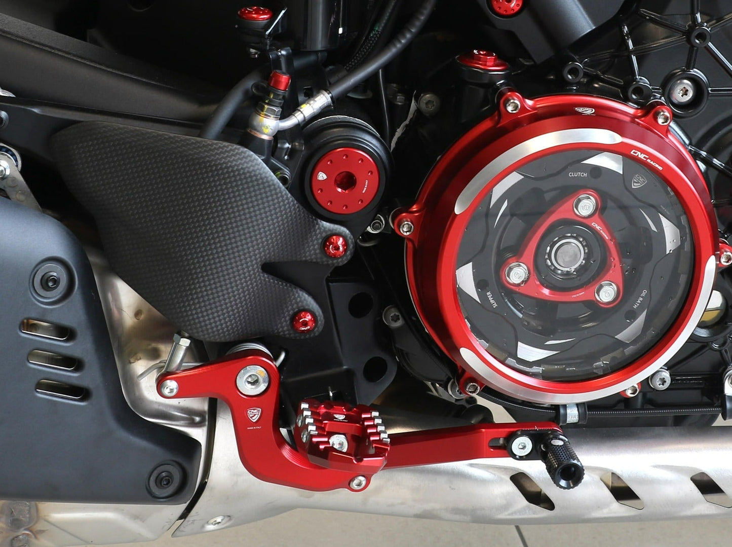 PEC04 - CNC RACING Ducati Diavel V4 (2023+) Gear/Rear Brake Levers Kit "Slide" – Accessories in the Factory Racing Motorcycle Aftermarket Accessories and Parts Online Shop