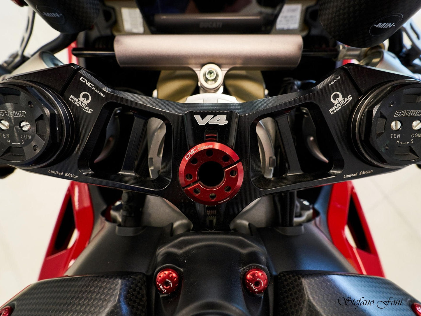 PST15PR - CNC RACING Ducati Panigale V4 (18/24) Triple Clamps Top Plate (Pramac edition) – Accessories in the Factory Racing Motorcycle Aftermarket Accessories and Parts Online Shop