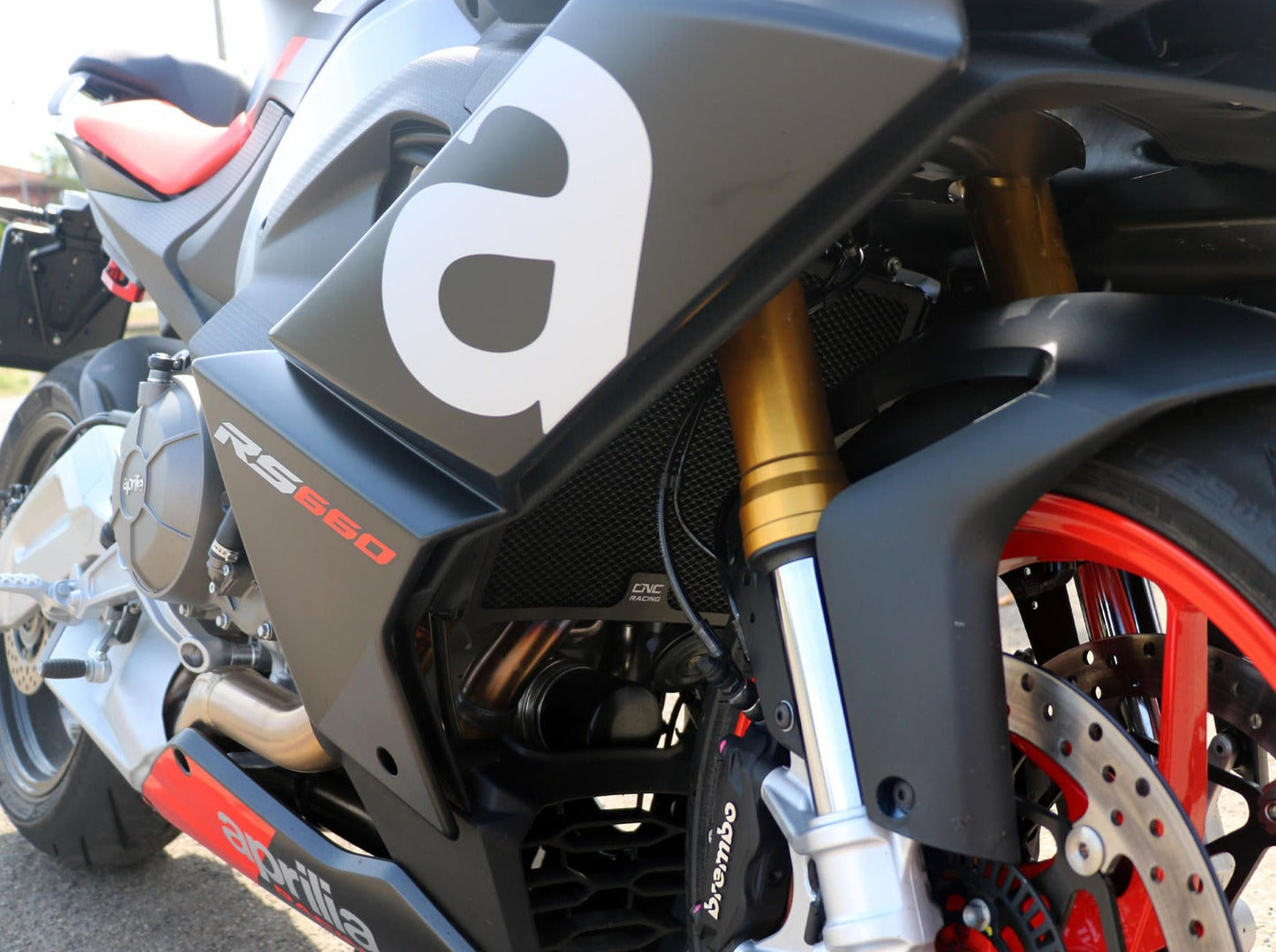 RA068 - CNC RACING Aprilia RS 660 / Tuono (2020+) Radiator Guard – Accessories in the Factory Racing Motorcycle Aftermarket Accessories and Parts Online Shop
