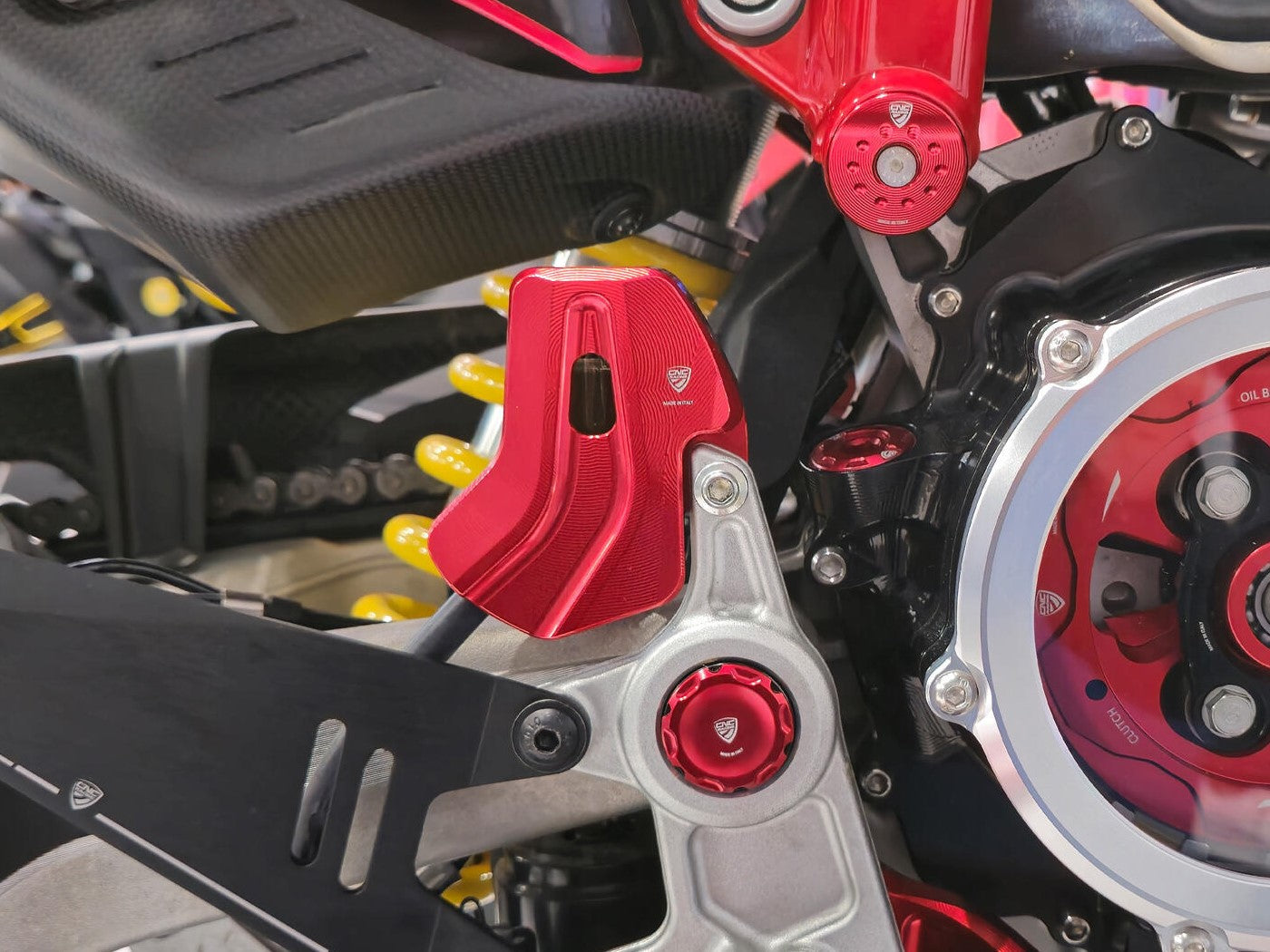 SEA20 - CNC RACING Ducati Hypermotard 698 Mono (2024+) Rear Brake Fluid Tank Holder – Accessories in the Factory Racing Motorcycle Aftermarket Accessories and Parts Online Shop