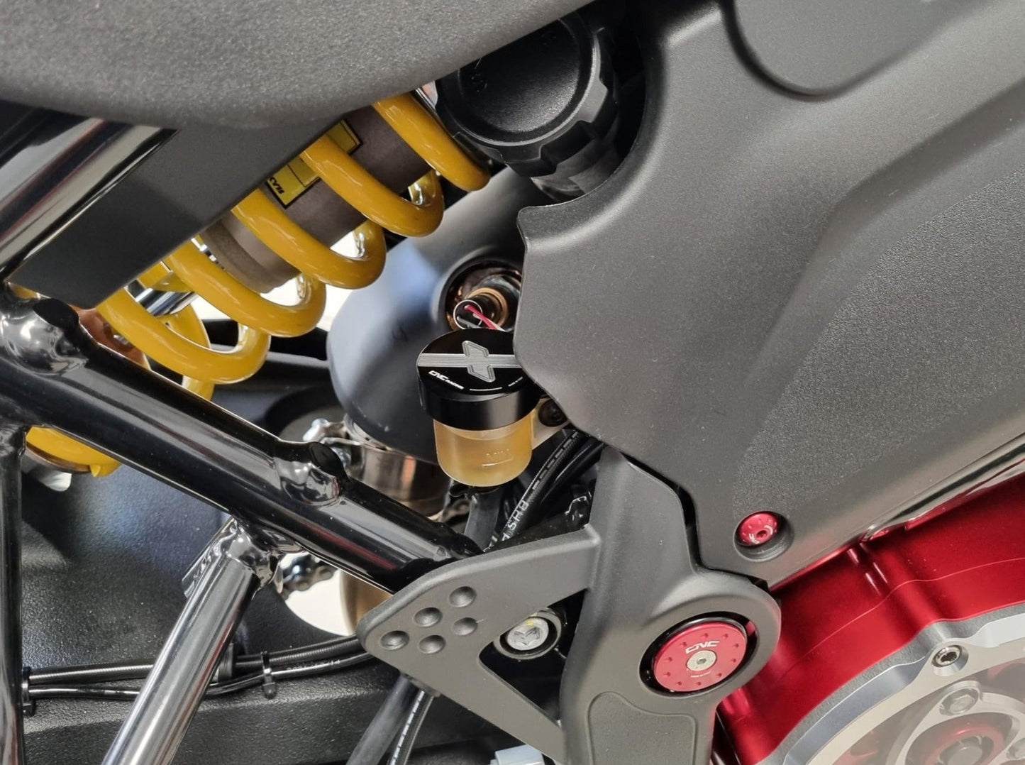 TF203 - CNC RACING Ducati DesertX (2022+) Rear Brake Fluid Tank Cap – Accessories in the Factory Racing Motorcycle Aftermarket Accessories and Parts Online Shop