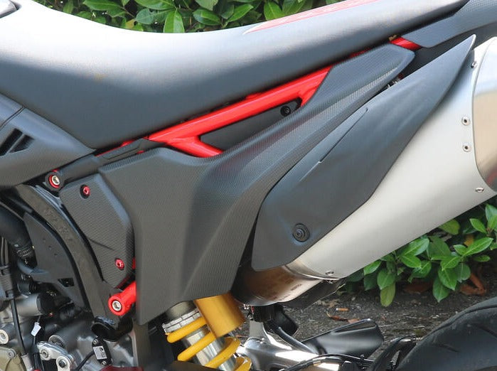 ZA277 - CNC RACING Ducati Hypermotard 698 Mono (2024+) Carbon Rear Subframe Covers – Accessories in the Factory Racing Motorcycle Aftermarket Accessories and Parts Online Shop