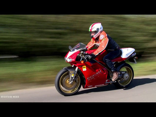 Ducati Superbike 916 Review