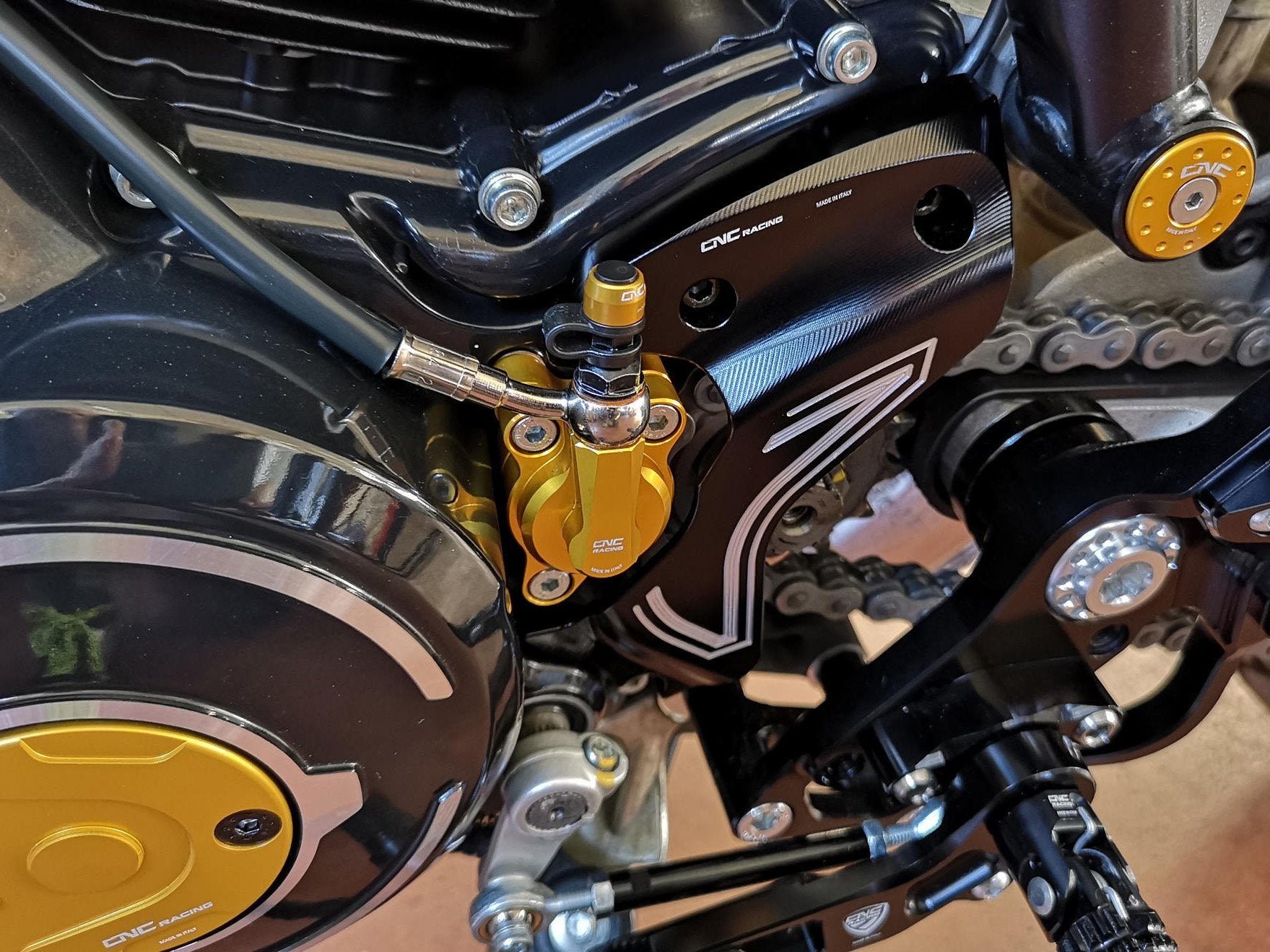 CP174 - CNC RACING Ducati Front Sprocket Cover – Accessories in the Factory Racing Motorcycle Aftermarket Accessories and Parts Online Shop