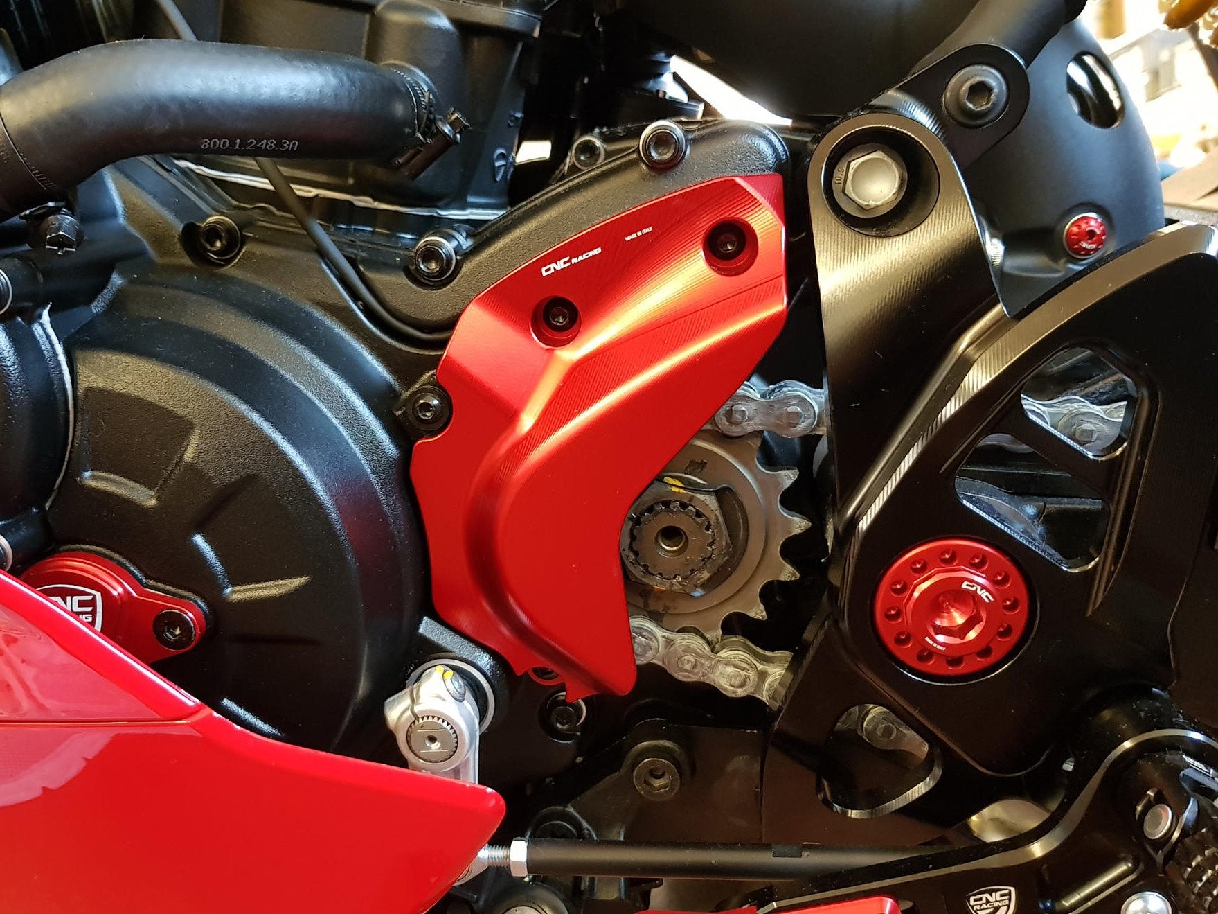 CP170 - CNC RACING Ducati SuperSport 950 / 939 Front Sprocket Cover – Accessories in the Factory Racing Motorcycle Aftermarket Accessories and Parts Online Shop