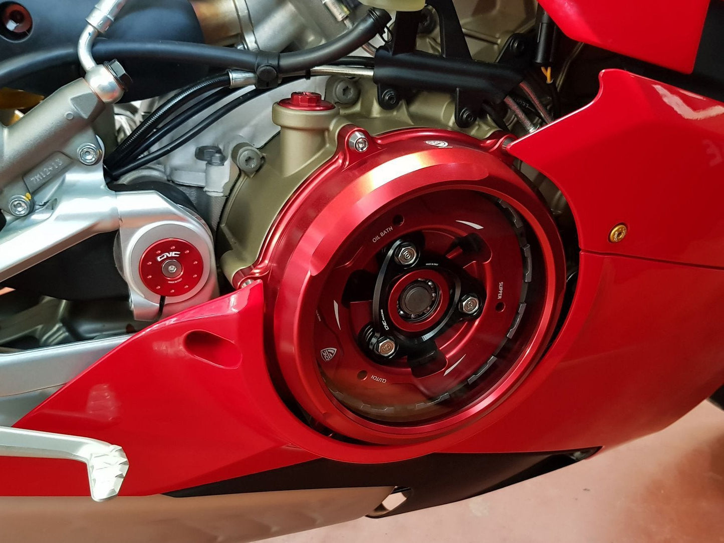 CA210 - CNC RACING Ducati Panigale V4 (2018+) Oil Bath Clear Clutch Cover – Accessories in the Factory Racing Motorcycle Aftermarket Accessories and Parts Online Shop