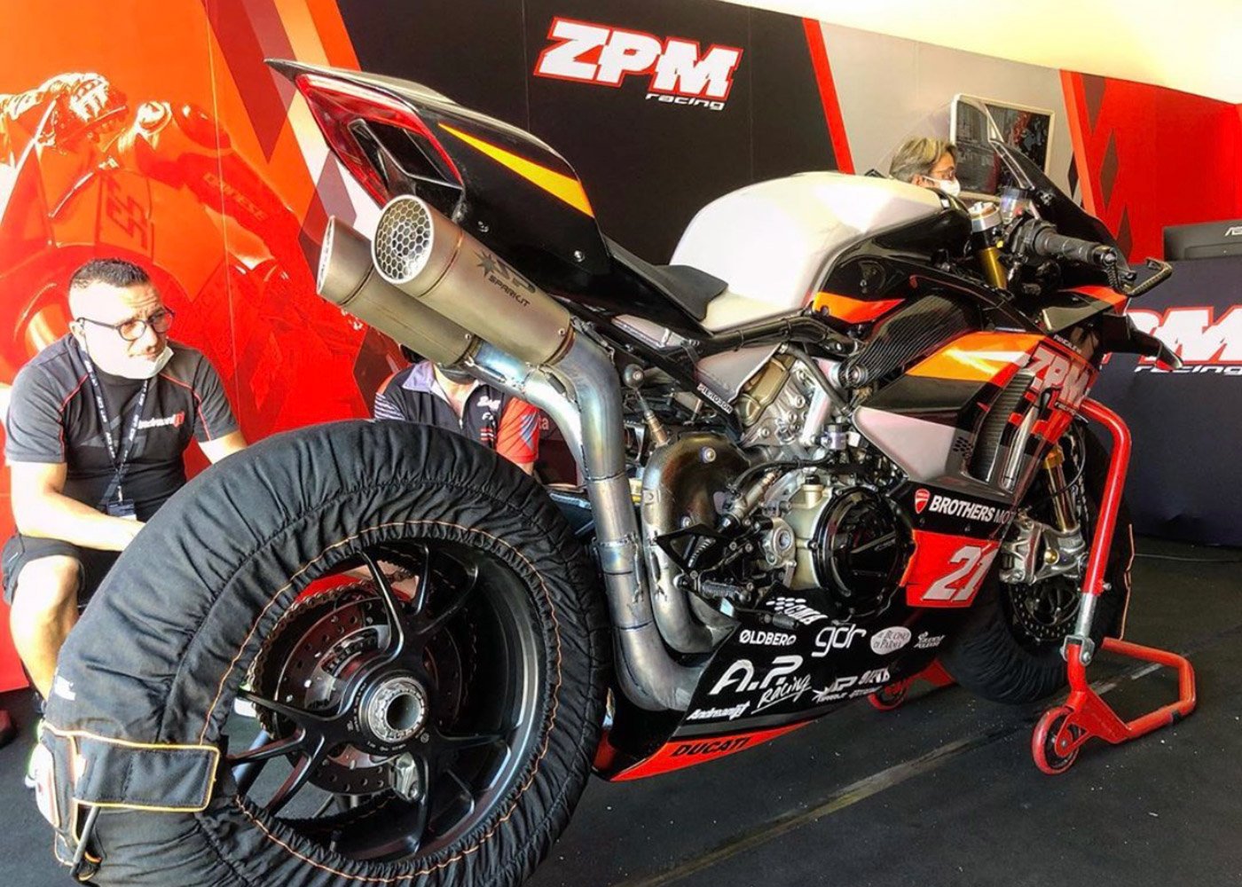 SPARK Ducati Panigale V4 Full Titanium Exhaust System 