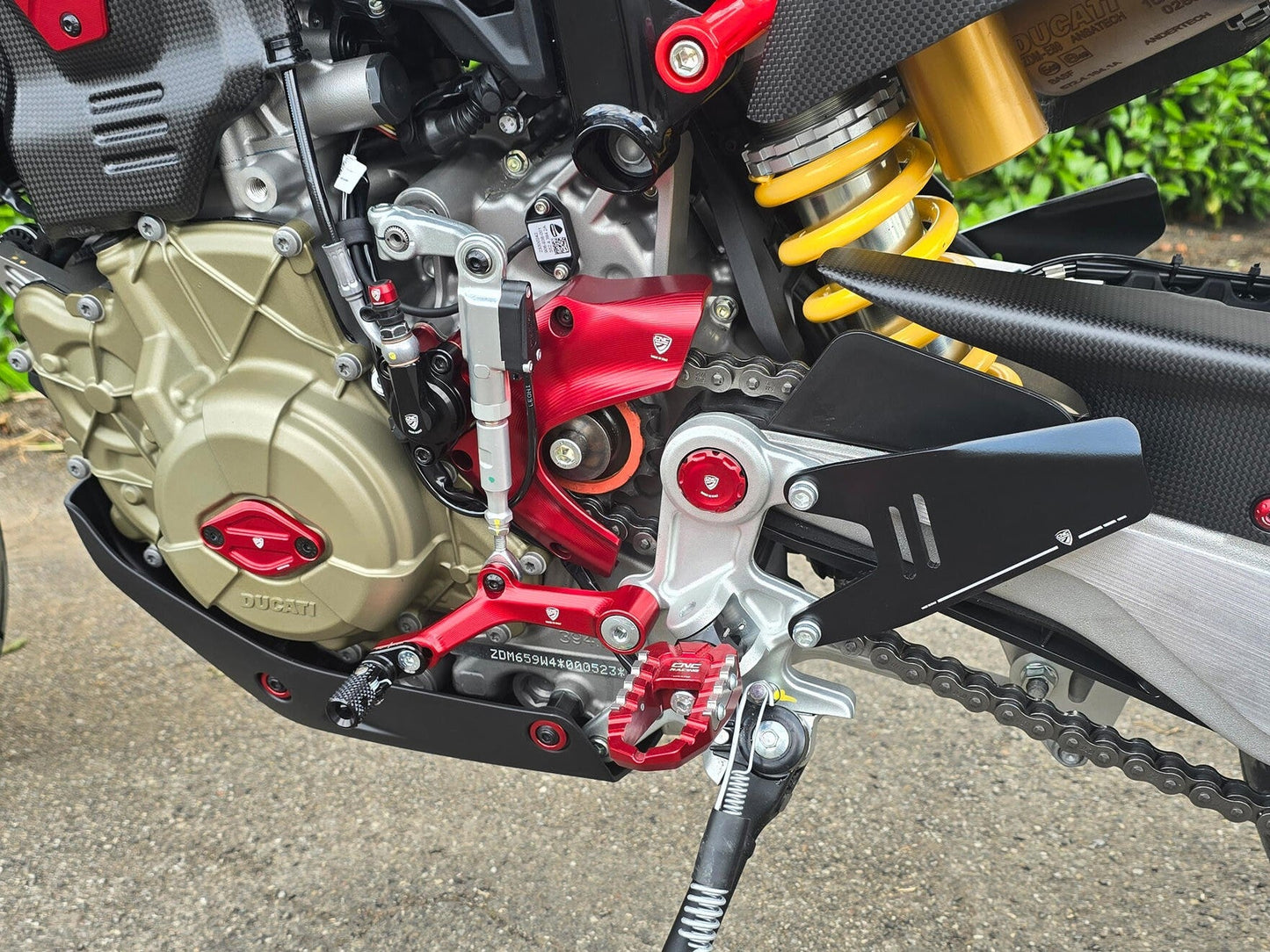 PES06 - CNC RACING Ducati Hypermotard 698 Mono (2024+) Heel Guards Kit – Accessories in the Factory Racing Motorcycle Aftermarket Accessories and Parts Online Shop