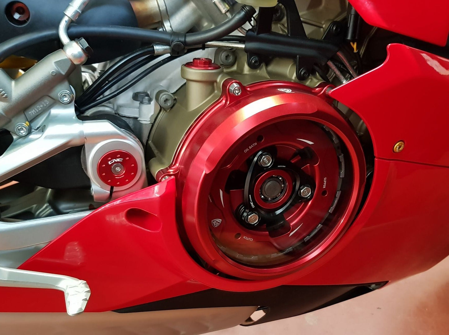 CA210 - CNC RACING Ducati Panigale V4 (2018+) Oil Bath Clear Clutch Cover – Accessories in the Factory Racing Motorcycle Aftermarket Accessories and Parts Online Shop