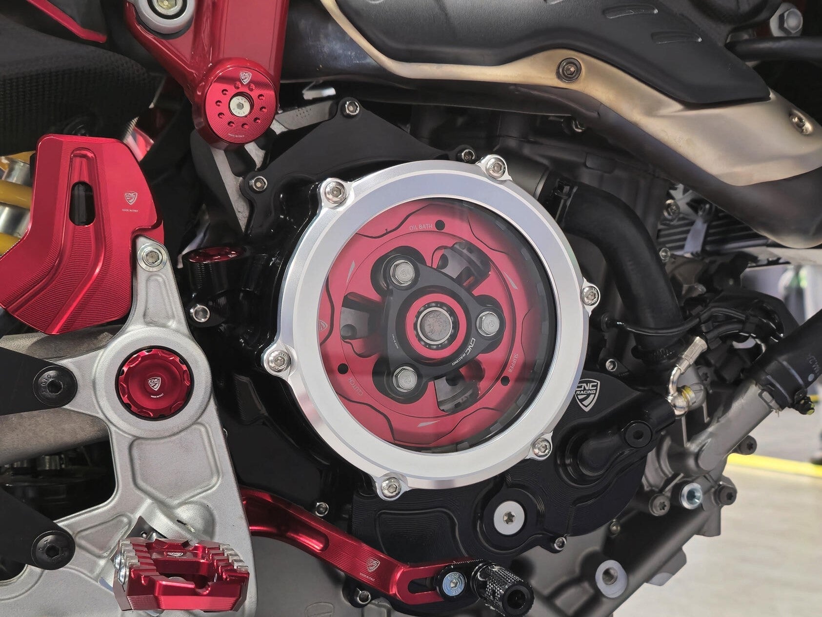 CNC RACING CA510 Ducati Hypermotard 698 Mono (2024+) Oil Bath Clear Clutch Cover – Accessories in the Factory Racing Motorcycle Aftermarket Accessories and Parts Online Shop