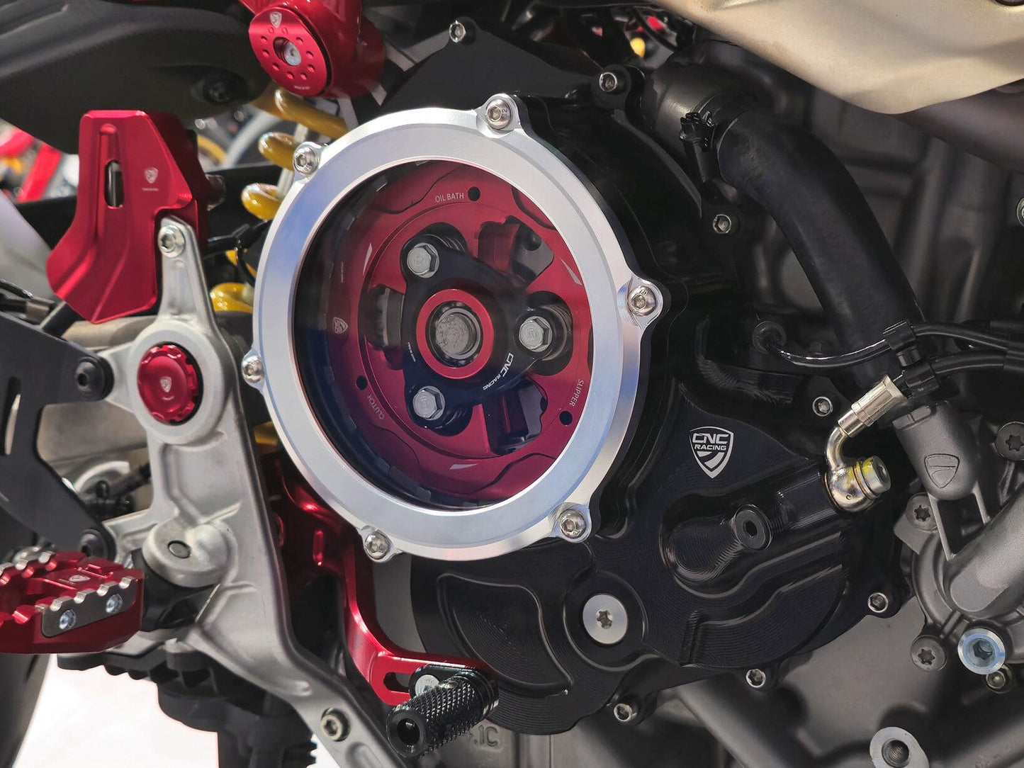 CNC RACING CA510 Ducati Hypermotard 698 Mono (2024+) Oil Bath Clear Clutch Cover (bi-color) – Accessories in the Factory Racing Motorcycle Aftermarket Accessories and Parts Online Shop