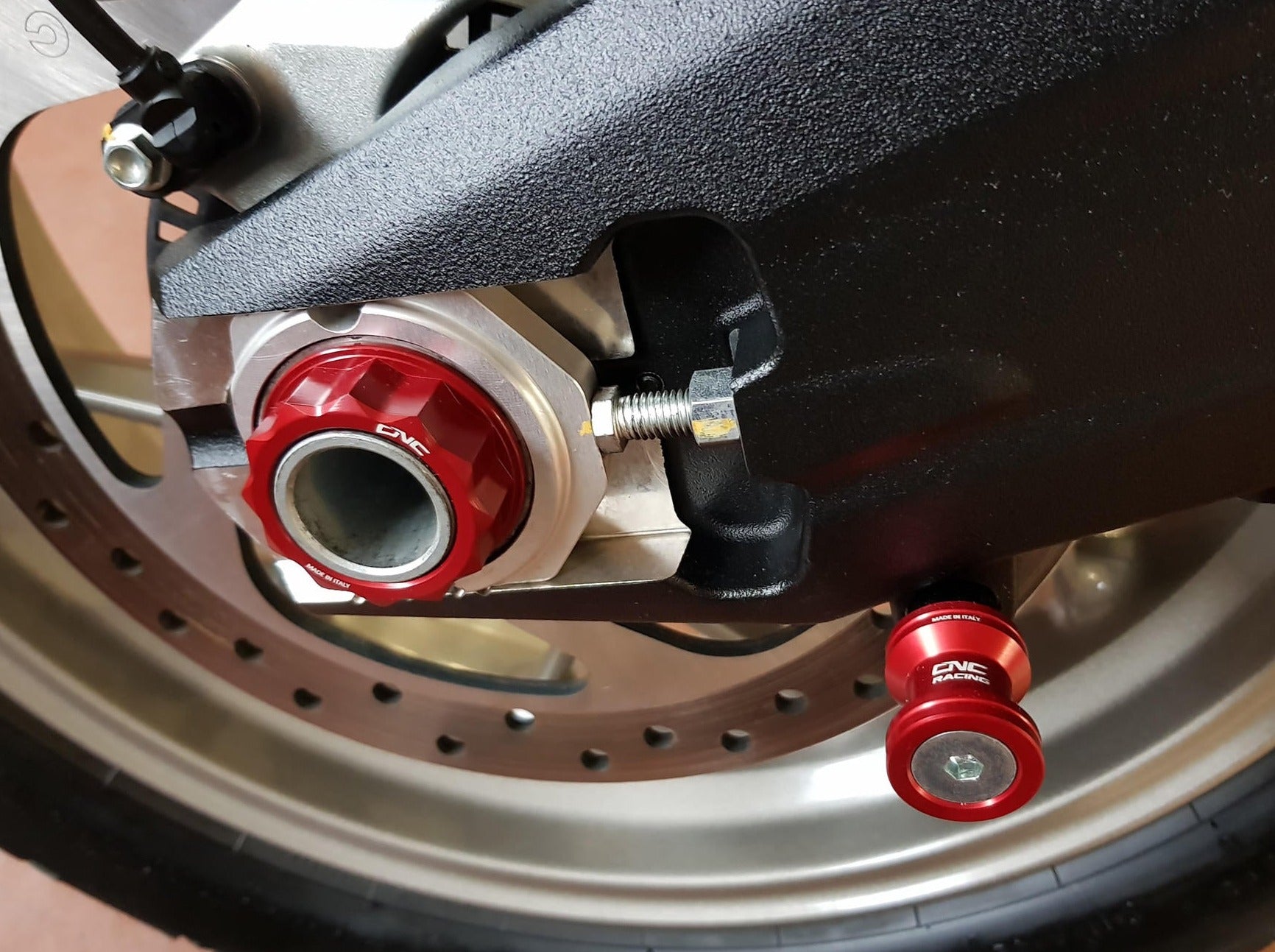 DA401 - CNC RACING Ducati Rear Wheel Nut – Accessories in the Factory Racing Motorcycle Aftermarket Accessories and Parts Online Shop