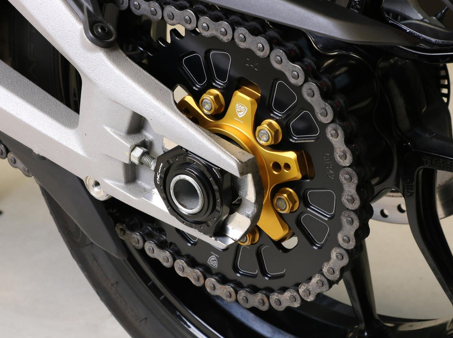 FC250 - CNC RACING Ducati Multistrada V4 (2021+) Rear Sprocket Flange + Gear Ring – Accessories in the Factory Racing Motorcycle Aftermarket Accessories and Parts Online Shop