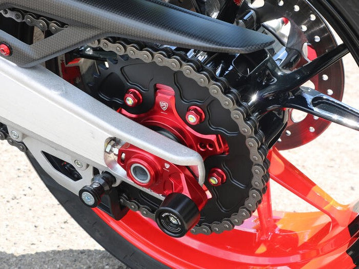 CNC RACING TD016 Ducati Monster 937 / Hypermotard 698 Mono Chain Adjuster With Crash Pad – Accessories in the Factory Racing Motorcycle Aftermarket Accessories and Parts Online Shop
