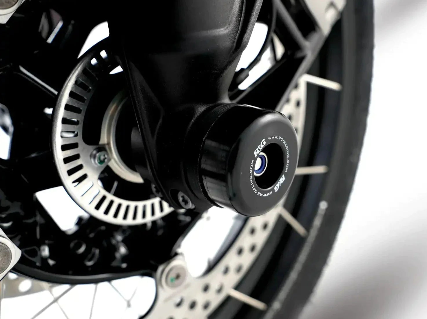 FP0283 - R&G RACING BMW R1300GS (2023+) Front Wheel Sliders – Accessories in the 2WheelsHero Motorcycle Aftermarket Accessories and Parts Online Shop