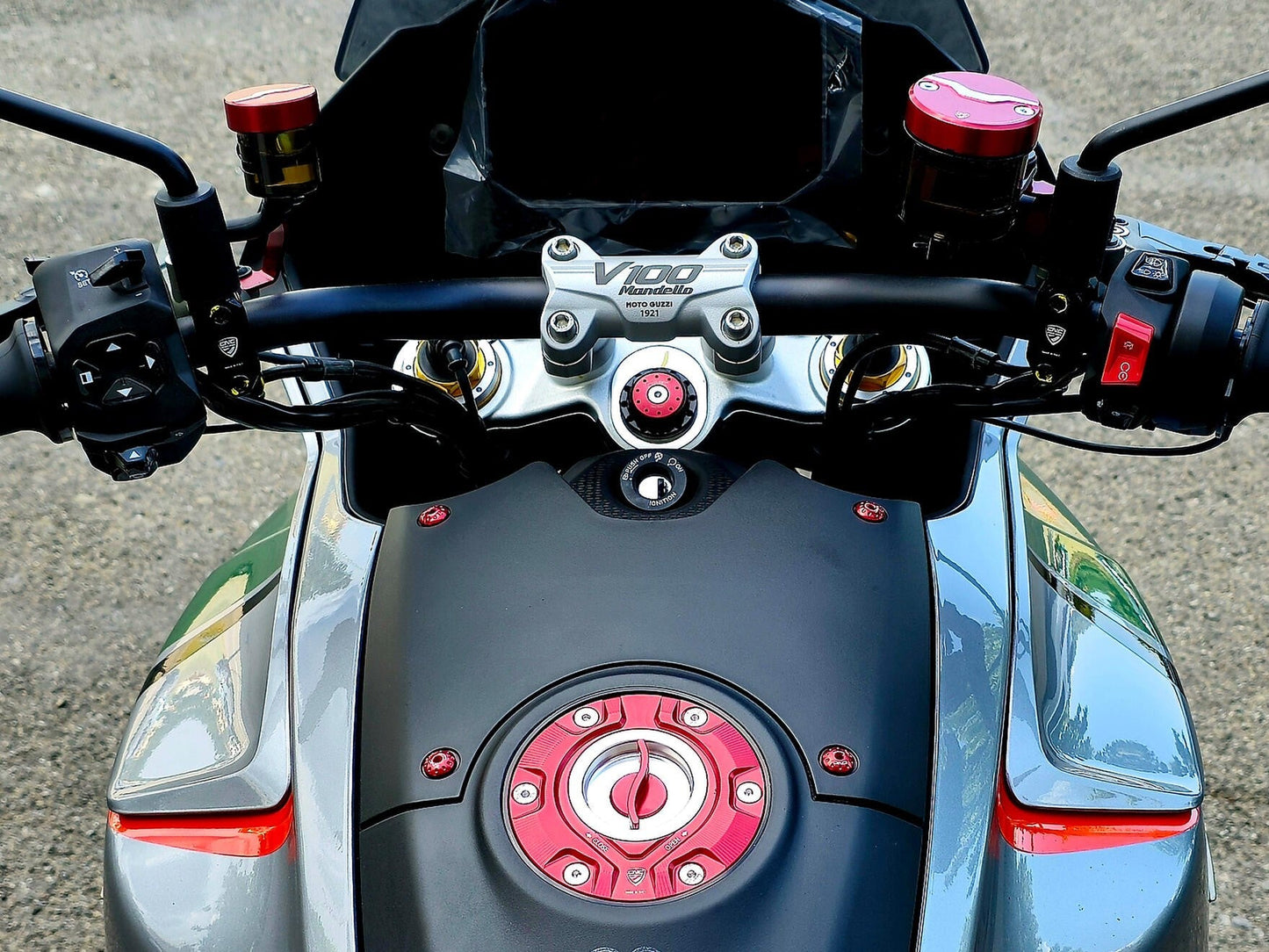 GH102 - CNC RACING Moto Guzzi V100 Mandello (2022+) Steering Stem Top Plate Nut – Accessories in the Factory Racing Motorcycle Aftermarket Accessories and Parts Online Shop