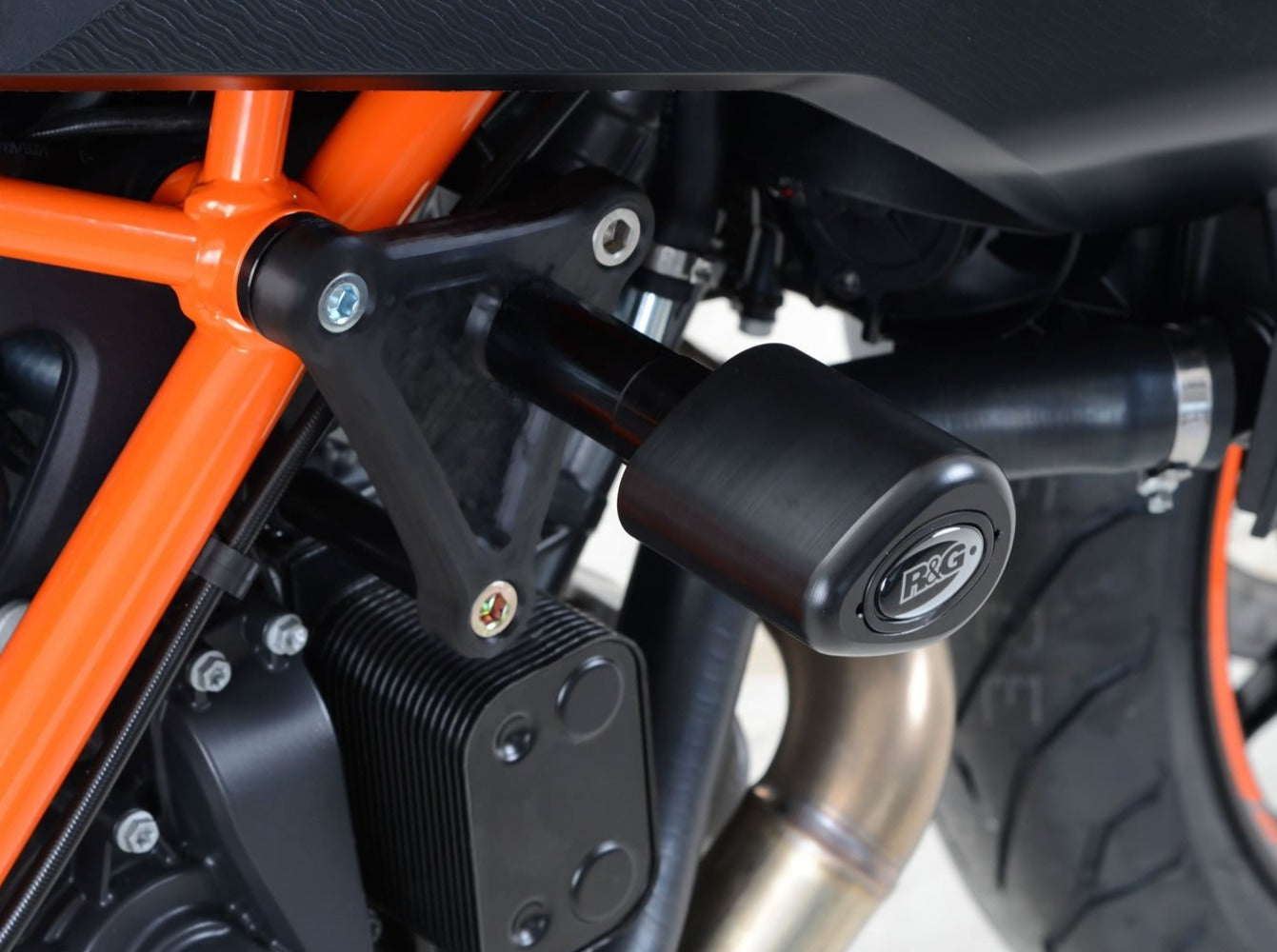 CP0408 - R&G RACING KTM 1290 Super Duke GT (16/20) Frame Crash Protection Sliders "Aero" – Accessories in the 2WheelsHero Motorcycle Aftermarket Accessories and Parts Online Shop