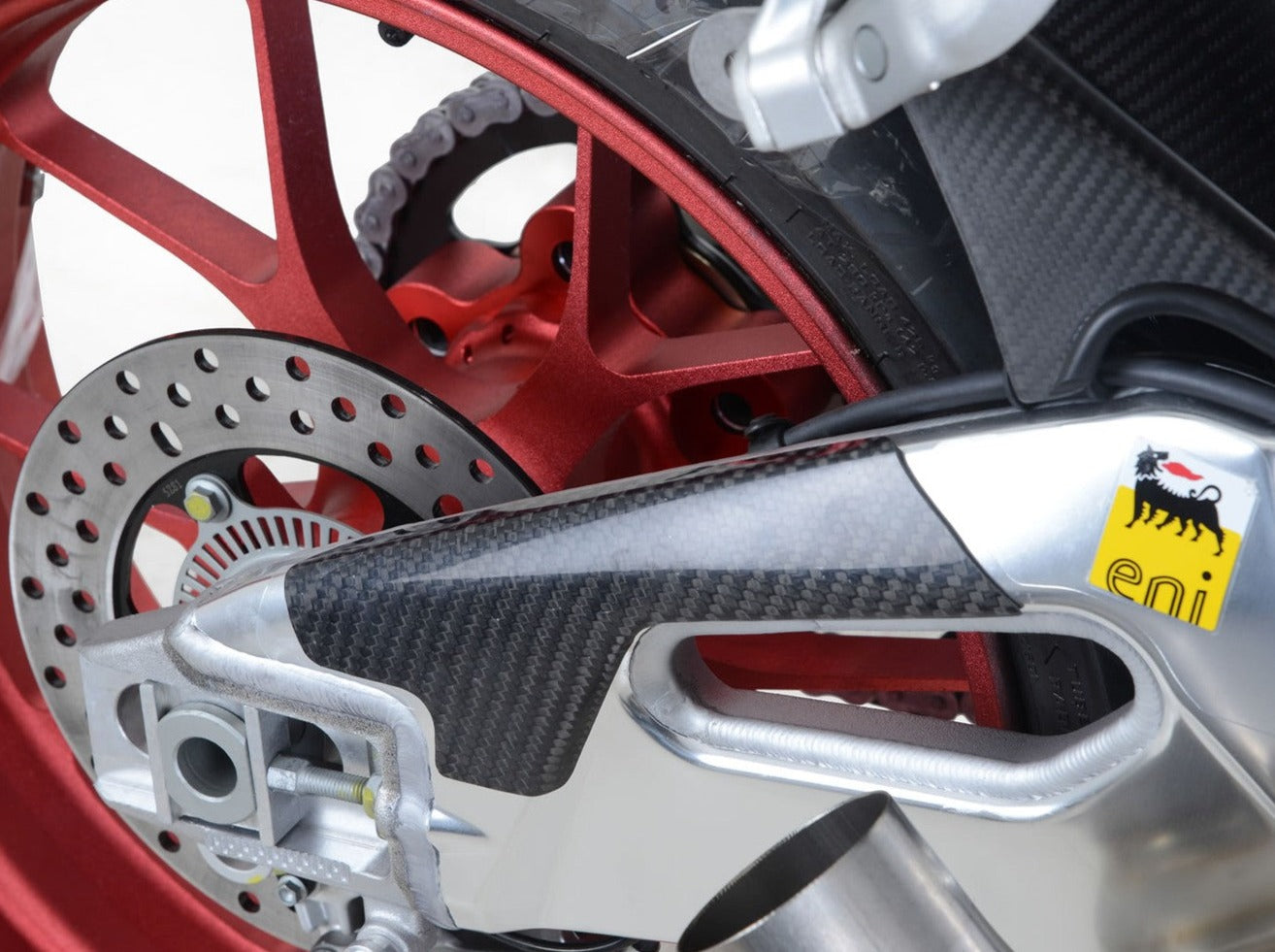 CSG0001 - R&G RACING Aprilia RSV4 / Tuono V4 (15/20) Carbon Swingarm Guard