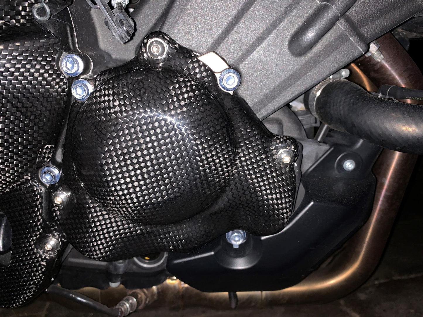 CARBON2RACE Yamaha XSR900 (16/21) Carbon Engine Case Covers