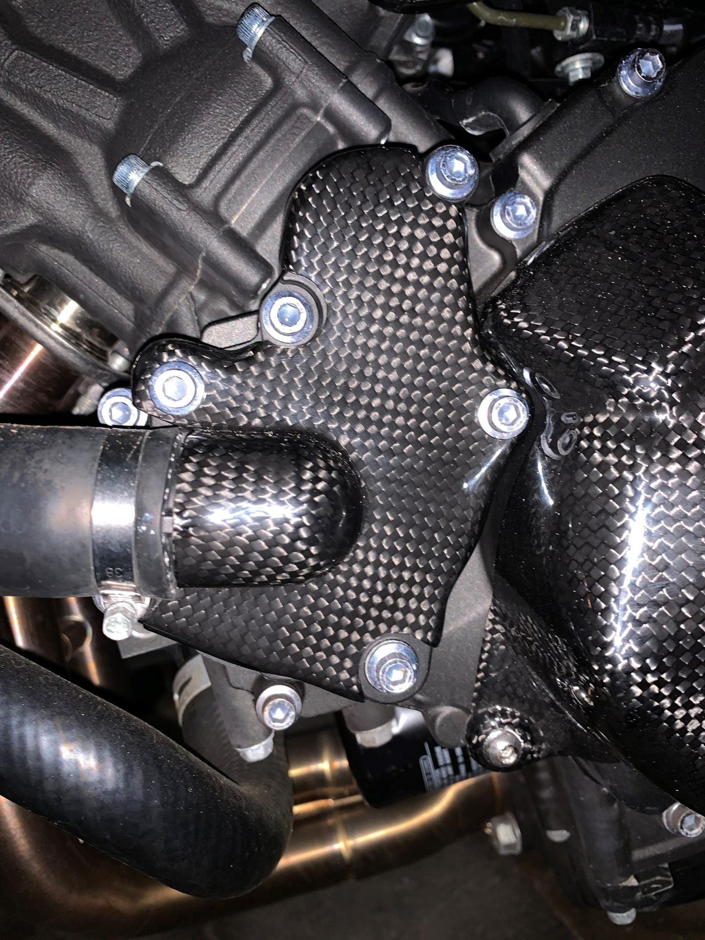 CARBON2RACE Yamaha MT-09 (14/20) Carbon Engine Case Covers Kit