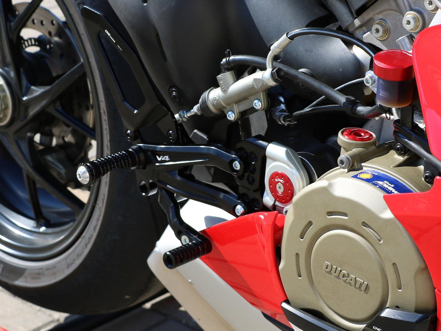 PE407 - CNC RACING Ducati Panigale V4 (18/24) Adjustable Rearset "Easy" – Accessories in the Factory Racing Motorcycle Aftermarket Accessories and Parts Online Shop