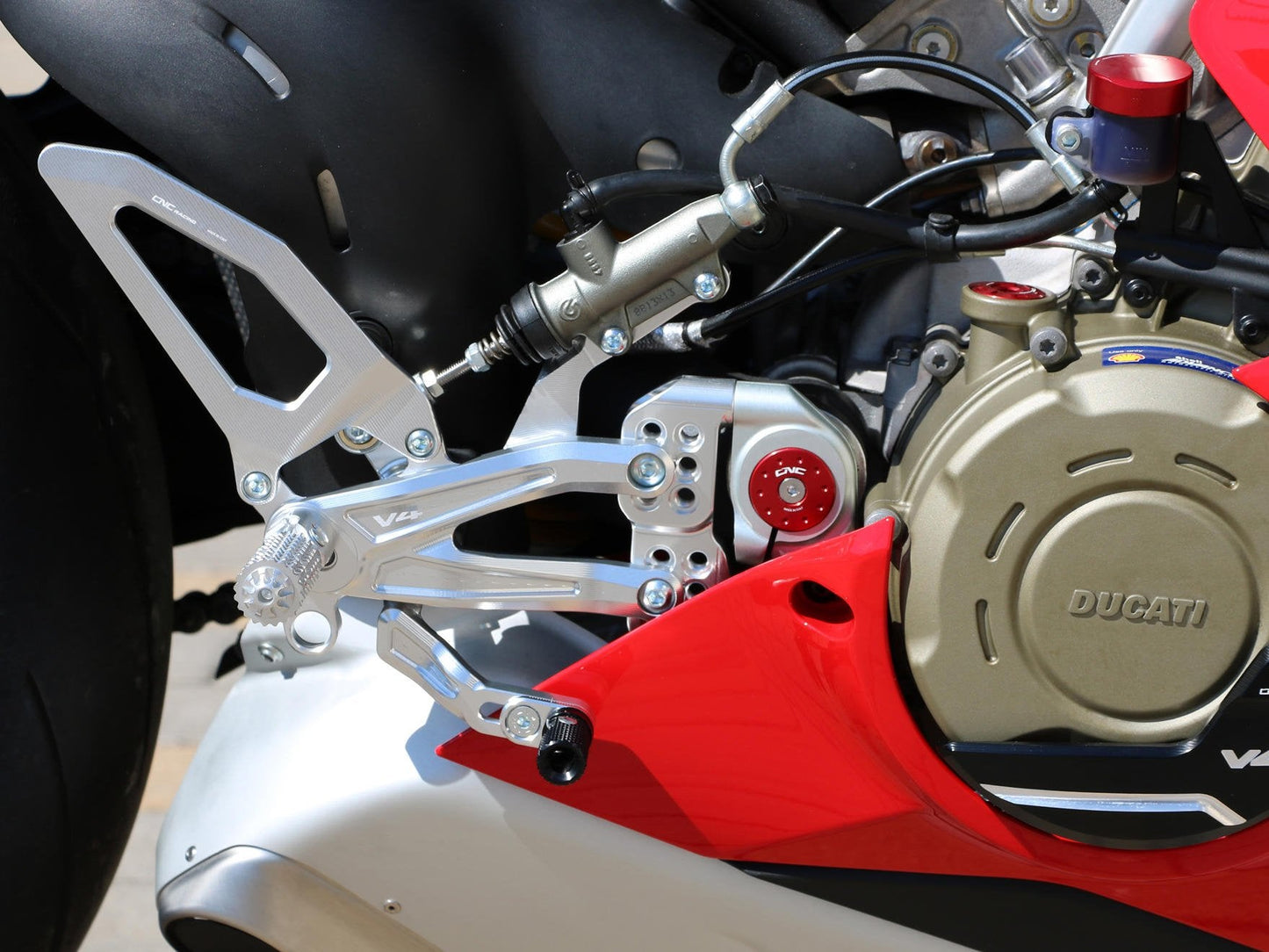 PE407 - CNC RACING Ducati Panigale V4 (18/24) Adjustable Rearset "Easy" – Accessories in the Factory Racing Motorcycle Aftermarket Accessories and Parts Online Shop