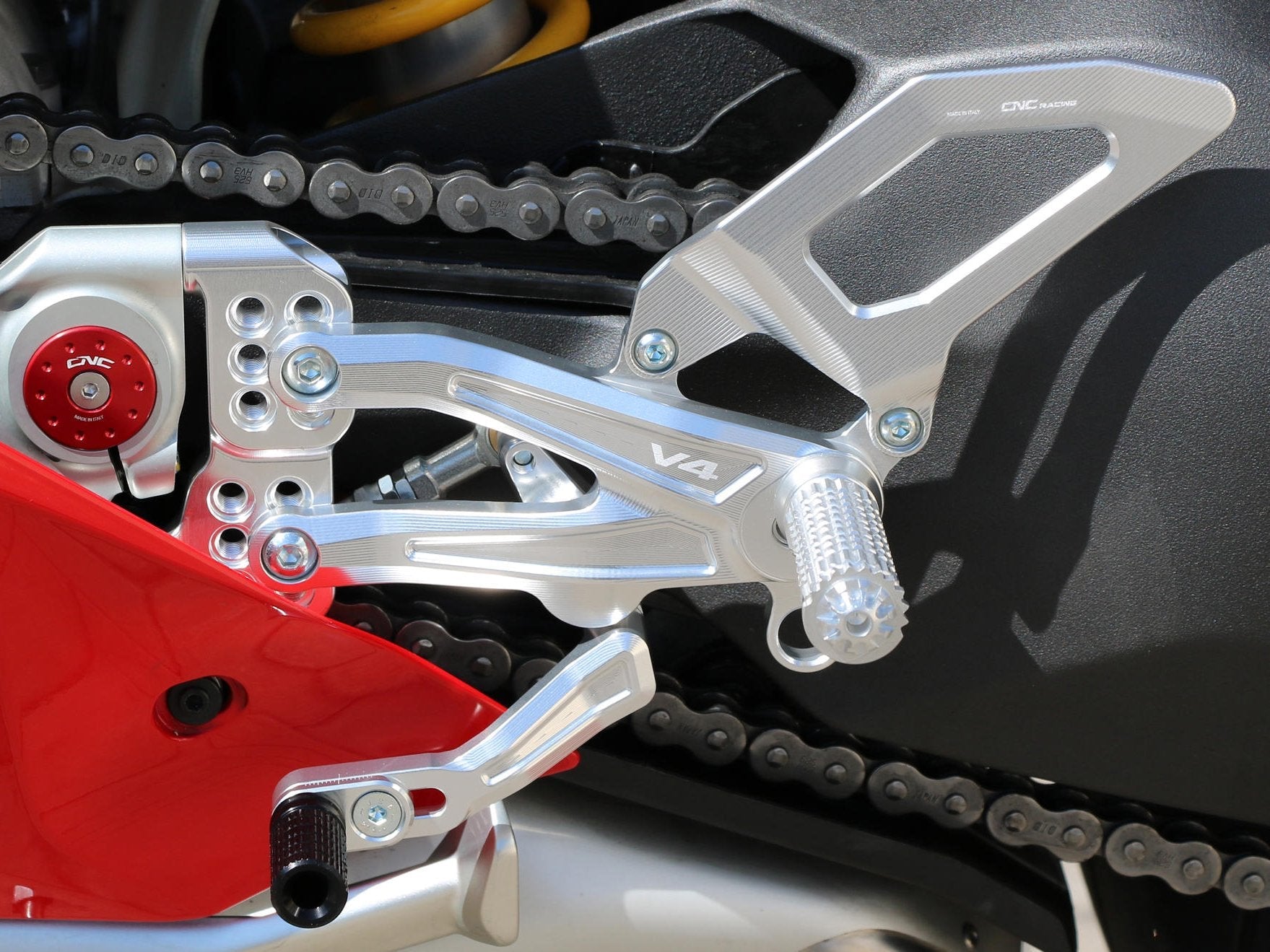 PE407 - CNC RACING Ducati Panigale V4 (18/24) Adjustable Rearset "Easy" – Accessories in the Factory Racing Motorcycle Aftermarket Accessories and Parts Online Shop