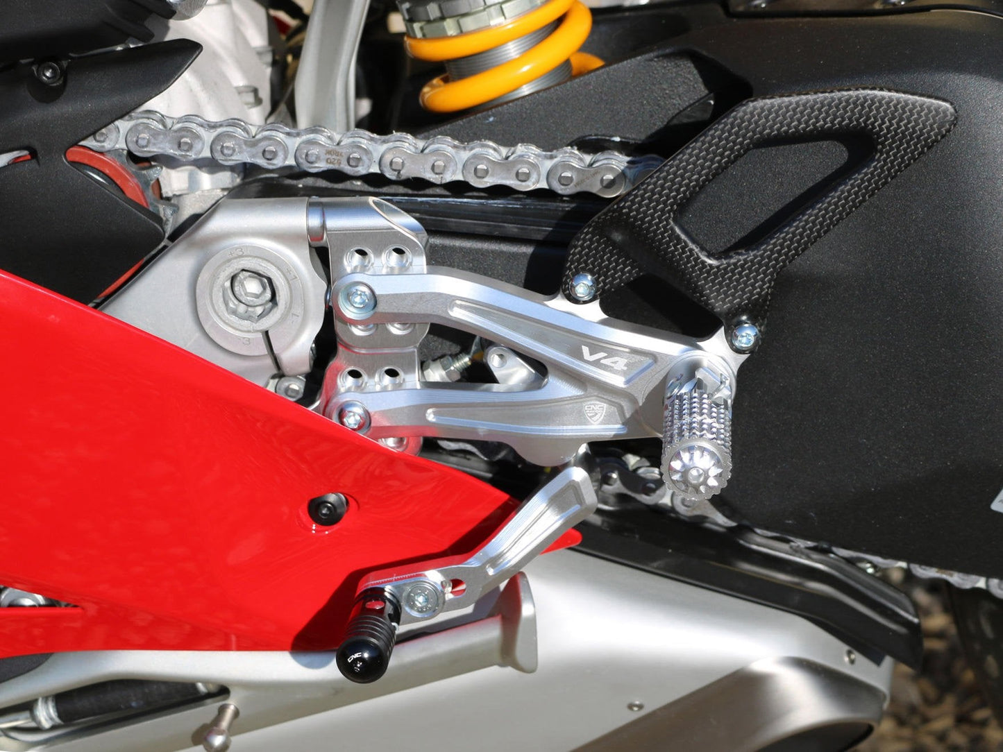 PE408 - CNC RACING Ducati Panigale V4 (2018+) Adjustable Rearset "RPS Carbon"