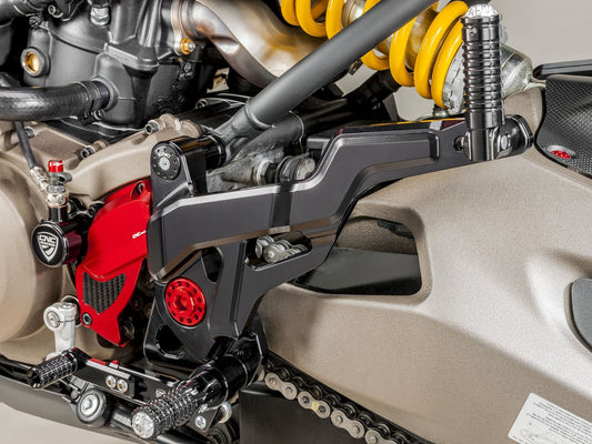 PE440 - CNC RACING Ducati Monster 1200/821 Adjustable Rearset (Sport) – Accessories in the Factory Racing Motorcycle Aftermarket Accessories and Parts Online Shop