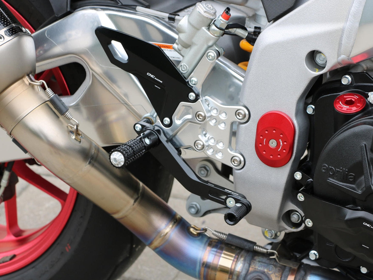 PE501 - CNC RACING Aprilia RSV4 / Tuono V4 (2017+) Adjustable Rearset – Accessories in the Factory Racing Motorcycle Aftermarket Accessories and Parts Online Shop