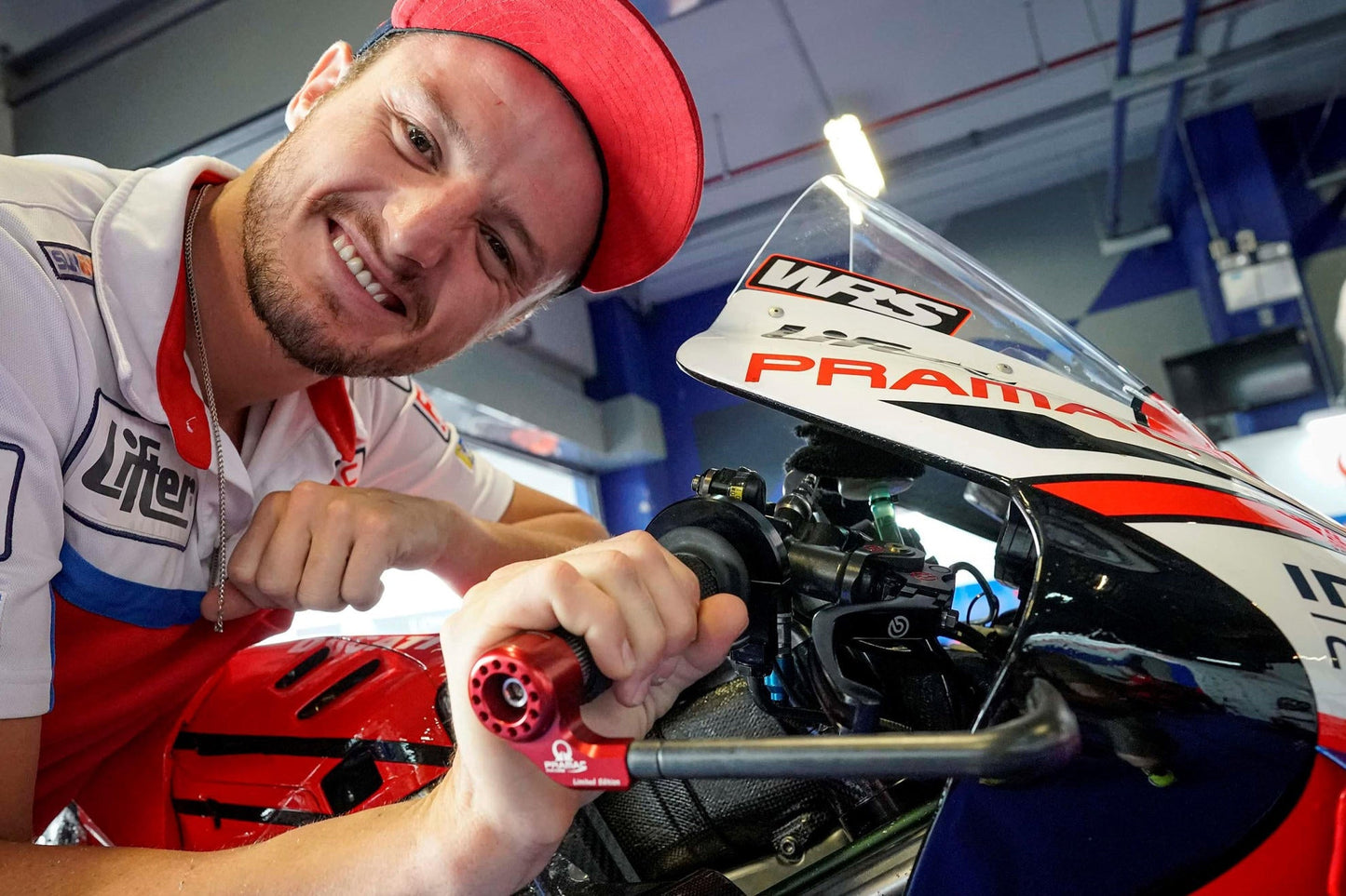 PL100PR - CNC RACING Aprilia RSV4 (2009+) Racing Brake Lever Guard (Pramac edition; including adapter) – Accessories in the Factory Racing Motorcycle Aftermarket Accessories and Parts Online Shop