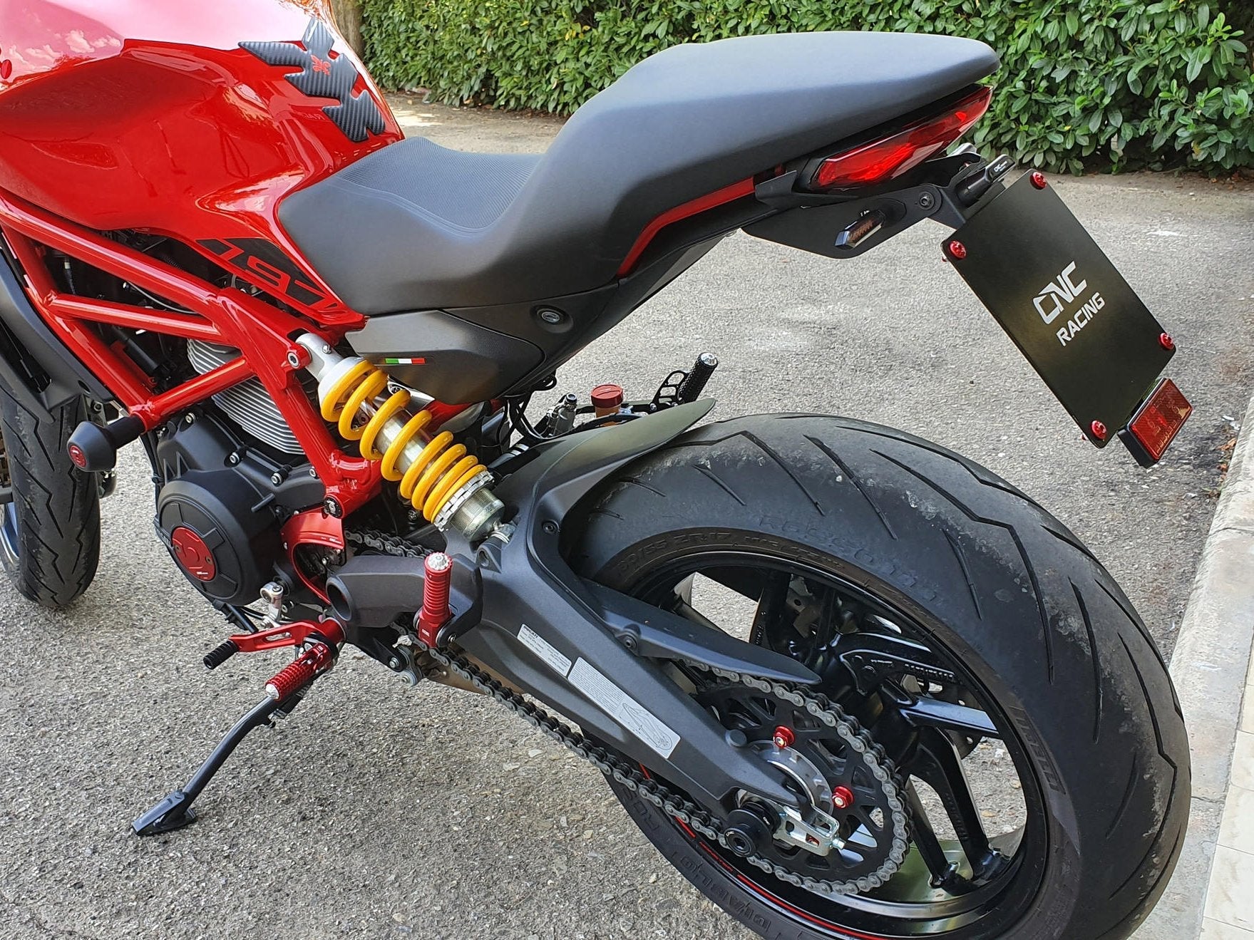 PT152 - CNC RACING Ducati Monster / SuperSport Adjustable LED License Plate – Accessories in the Factory Racing Motorcycle Aftermarket Accessories and Parts Online Shop