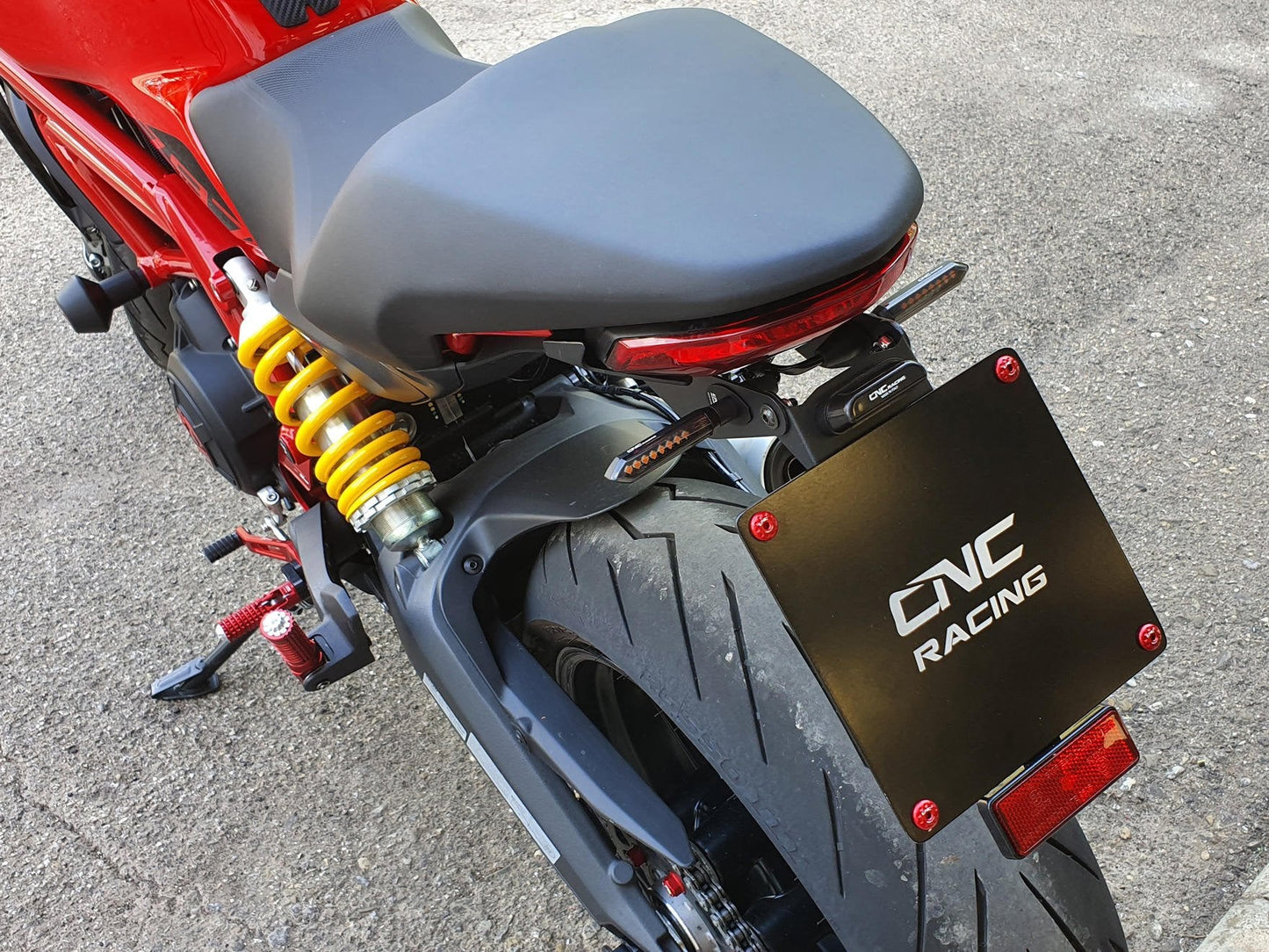 PT152 - CNC RACING Ducati Monster / SuperSport Adjustable LED License Plate – Accessories in the Factory Racing Motorcycle Aftermarket Accessories and Parts Online Shop