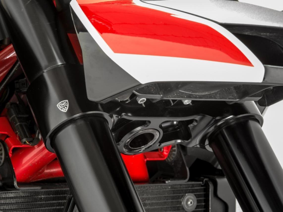 PS523 - CNC RACING Ducati Hypermotard 939/821 Triple Clamps Kit – Accessories in the Factory Racing Motorcycle Aftermarket Accessories and Parts Online Shop