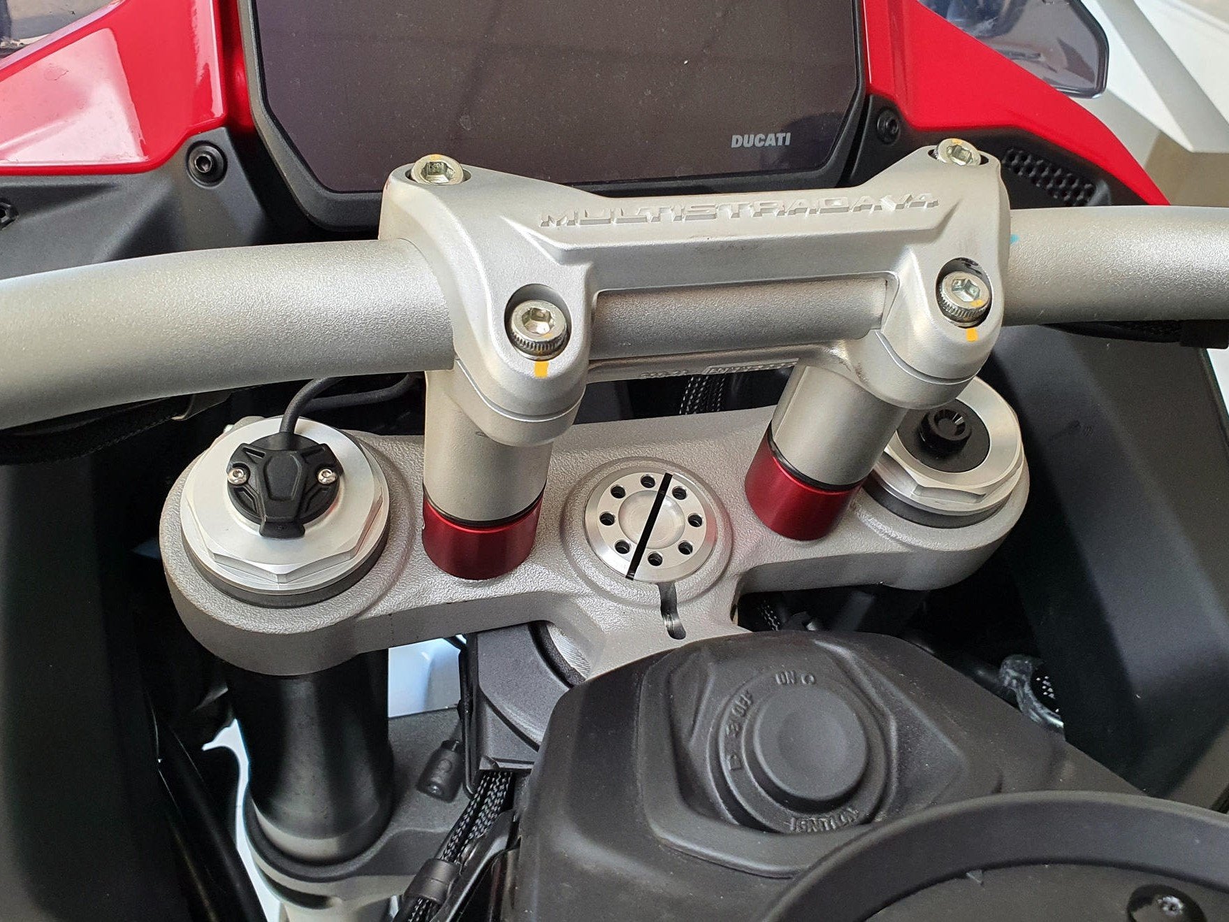 RM258 - CNC RACING Ducati Multistrada V4 (2021+) Handlebar Riser Spacers (H 30mm) – Accessories in the Factory Racing Motorcycle Aftermarket Accessories and Parts Online Shop