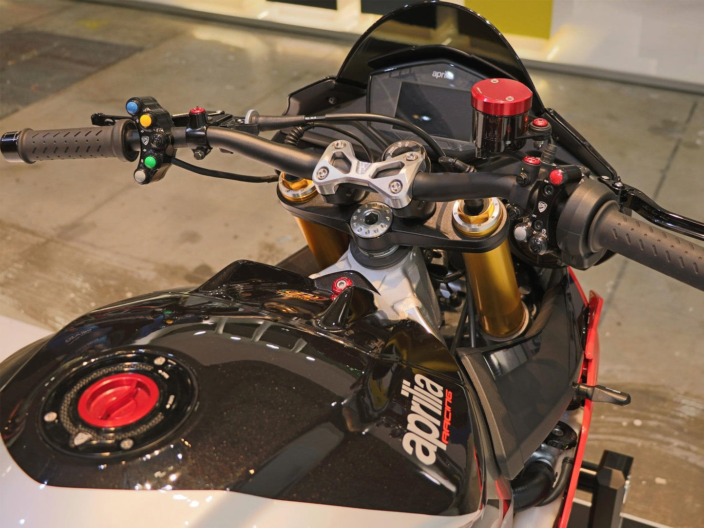 SWA05 - CNC RACING Aprilia RSV4 / Tuono V4 Left Handlebar Switch (racing edition) – Accessories in the Factory Racing Motorcycle Aftermarket Accessories and Parts Online Shop