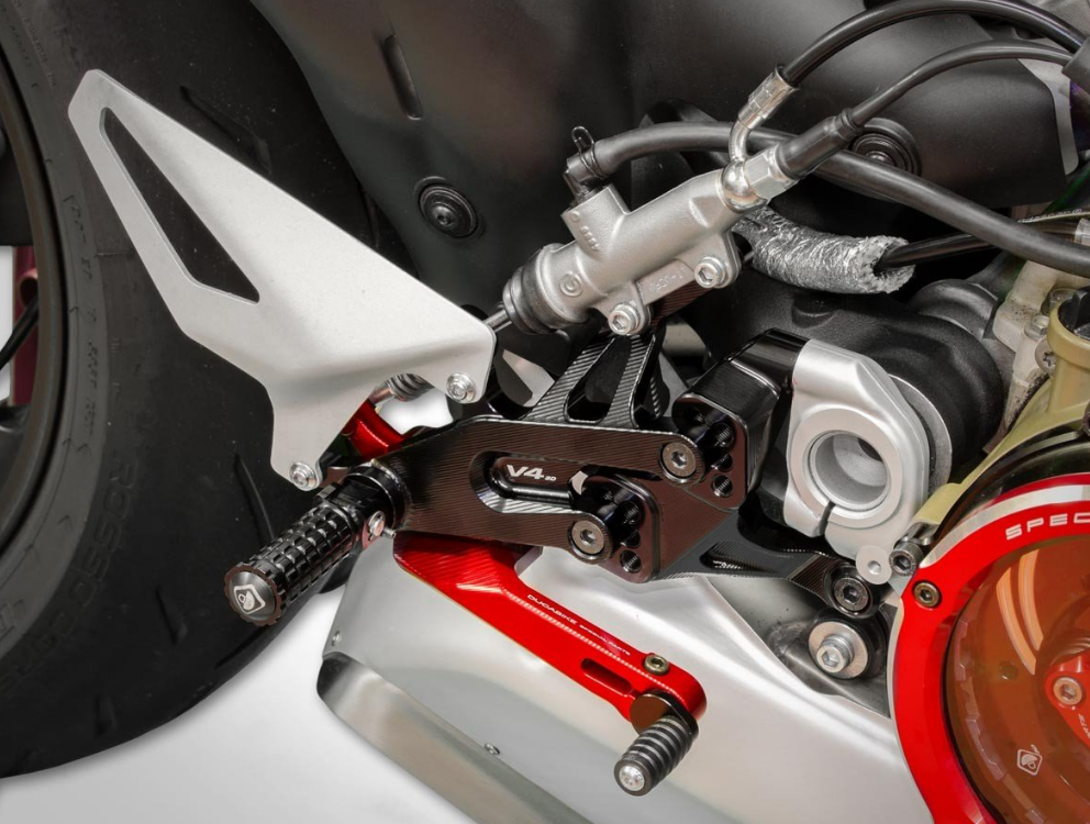 PRSFV401 - DUCABIKE Ducati Streetfighter V4 (2020+) Adjustable Rearset