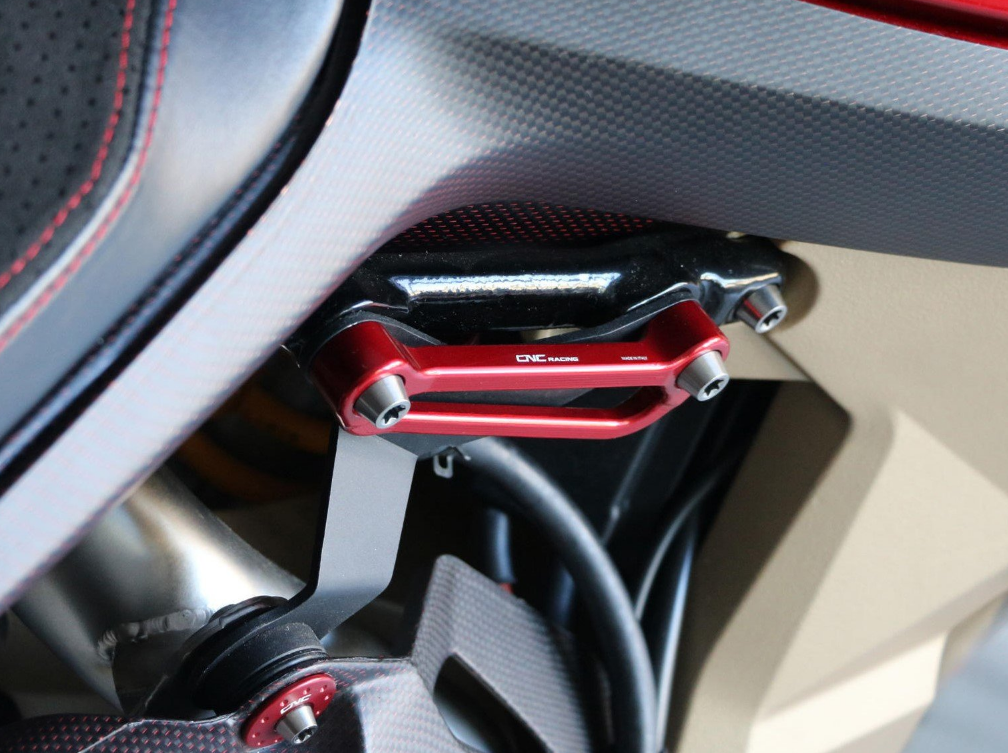 PET51 - CNC RACING MV Agusta Brutale 1000 RR Rear Footrest Removal Plates – Accessories in the Factory Racing Motorcycle Aftermarket Accessories and Parts Online Shop
