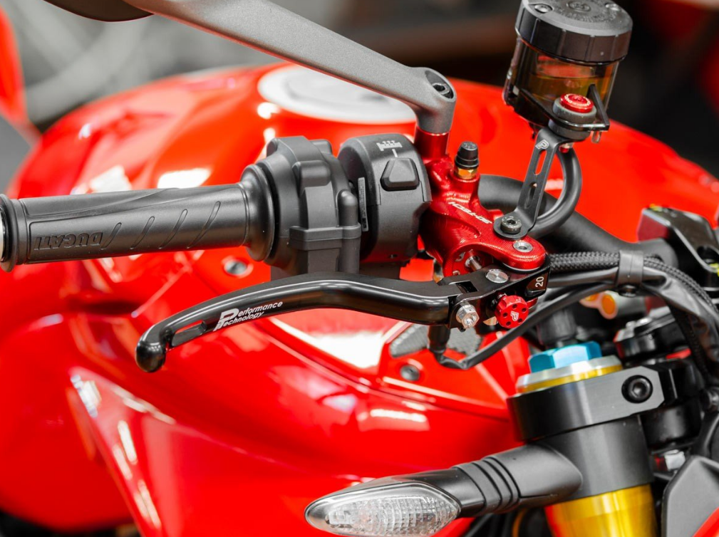 HPB - PERFORMANCE TECHNOLOGY Universal Brake Radial Master Cylinder "3D-Tech" – Accessories in the 2WheelsHero Motorcycle Aftermarket Accessories and Parts Online Shop