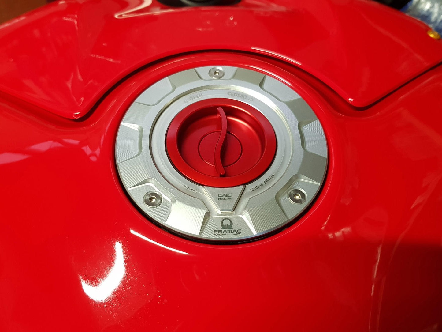 TS423PR - CNC RACING Ducati / MV Agusta Fuel Tank Cap (Pramac edition) – Accessories in the Factory Racing Motorcycle Aftermarket Accessories and Parts Online Shop