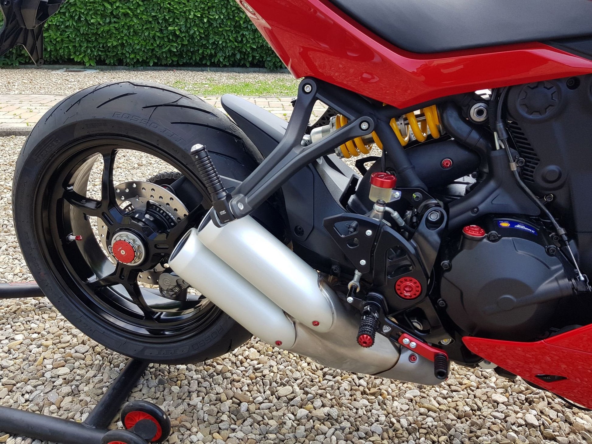 TT341 - CNC RACING Ducati Rear Wheel Nut Plug (right) – Accessories in the Factory Racing Motorcycle Aftermarket Accessories and Parts Online Shop