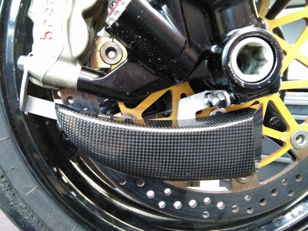 ZA701 - CNC RACING Ducati Monster 1100 Evo Carbon Front Brake Cooling System "GP Ducts"