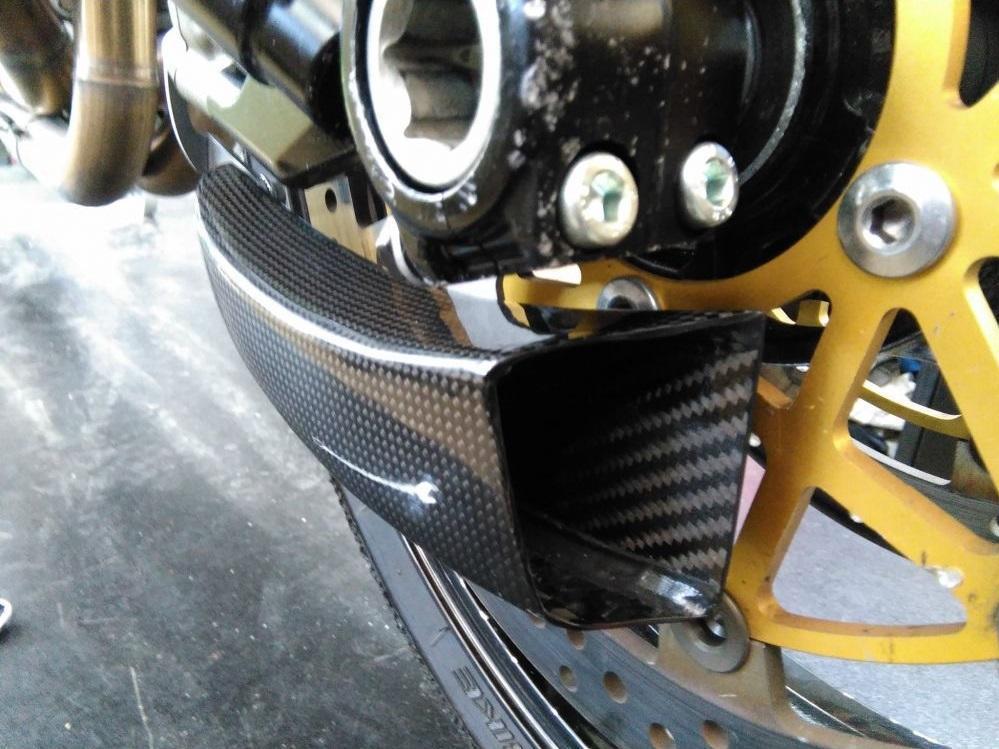 ZA701 - CNC RACING Ducati Streetfighter 1098 Carbon Front Brake Cooling System "GP Ducts" – Accessories in the Factory Racing Motorcycle Aftermarket Accessories and Parts Online Shop