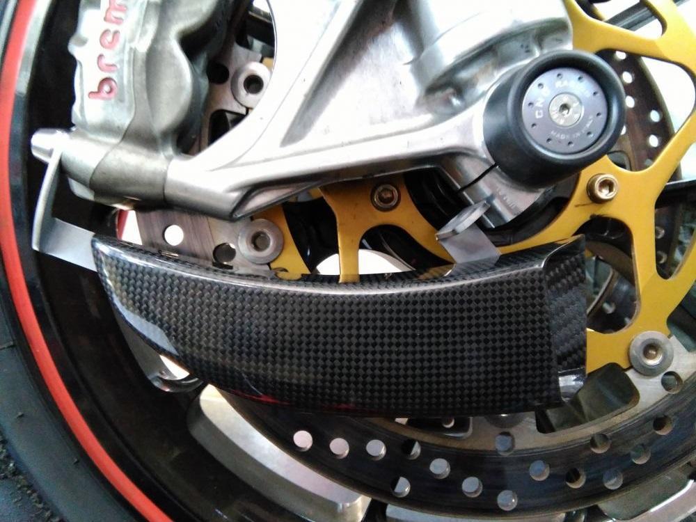 ZA701 - CNC RACING Ducati Hypermotard / Panigale / XDiavel Carbon Front Brake Cooler "GP Ducts"