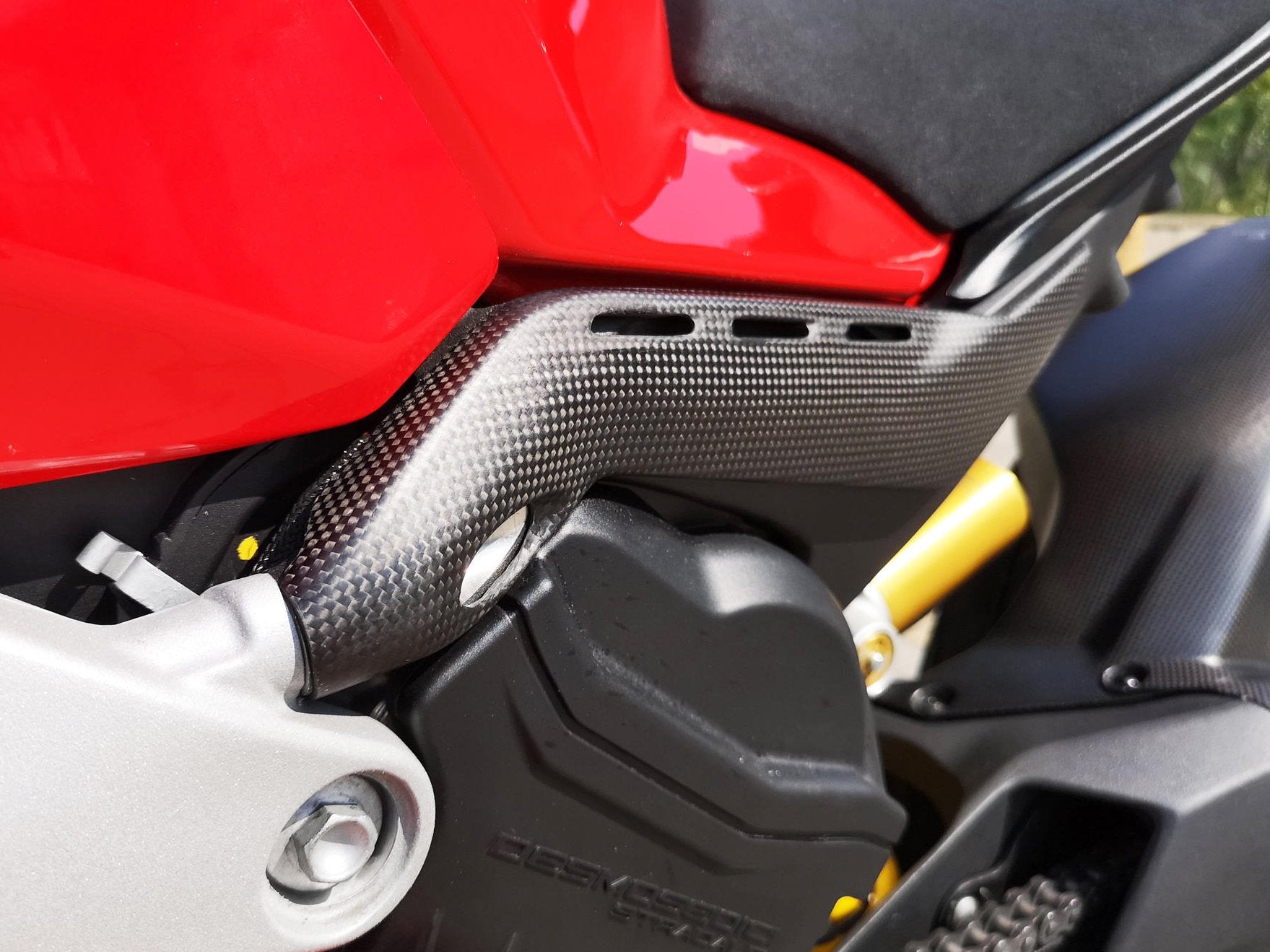 ZA863 - CNC RACING Ducati Panigale V4 (18/24) Carbon Rear Subframe Covers (under seat) – Accessories in the Factory Racing Motorcycle Aftermarket Accessories and Parts Online Shop