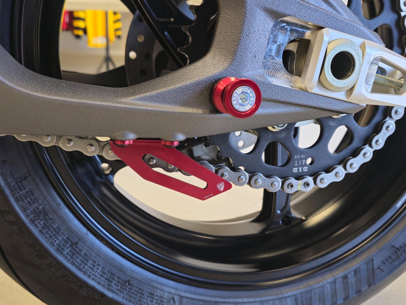 PR331 - CNC RACING Ducati Panigale V4 / Streetfighter V4 (2025+) Lower Chain Guard – Accessories in the Factory Racing Motorcycle Aftermarket Accessories and Parts Online Shop