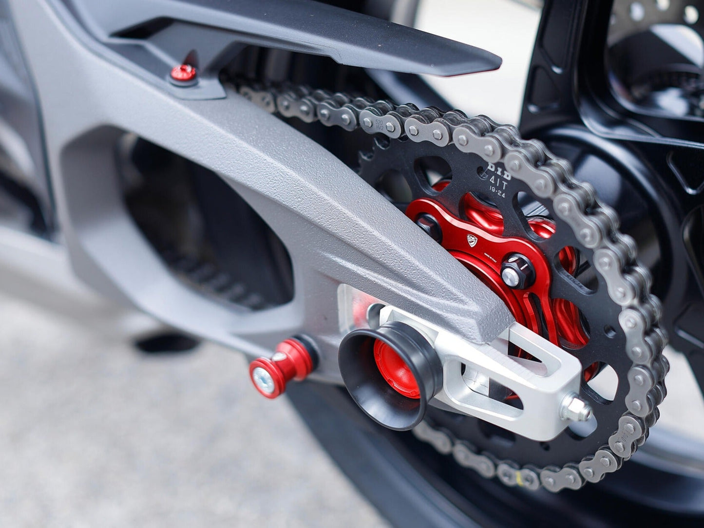 TP552 - CNC RACING Ducati Panigale V4 / Streetfighter V4 (2025+) Rear Wheel Sliders (racing) – Accessories in the Factory Racing Motorcycle Aftermarket Accessories and Parts Online Shop